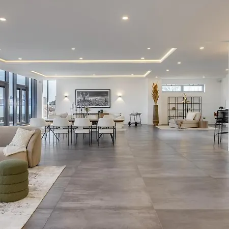 Luxus Penthouse Ueber Den Daechern Von